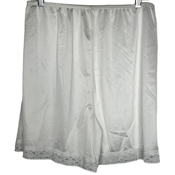 Vintage Vanity‎ Fair Nylon Slip Shorts - Picture 5 of 6